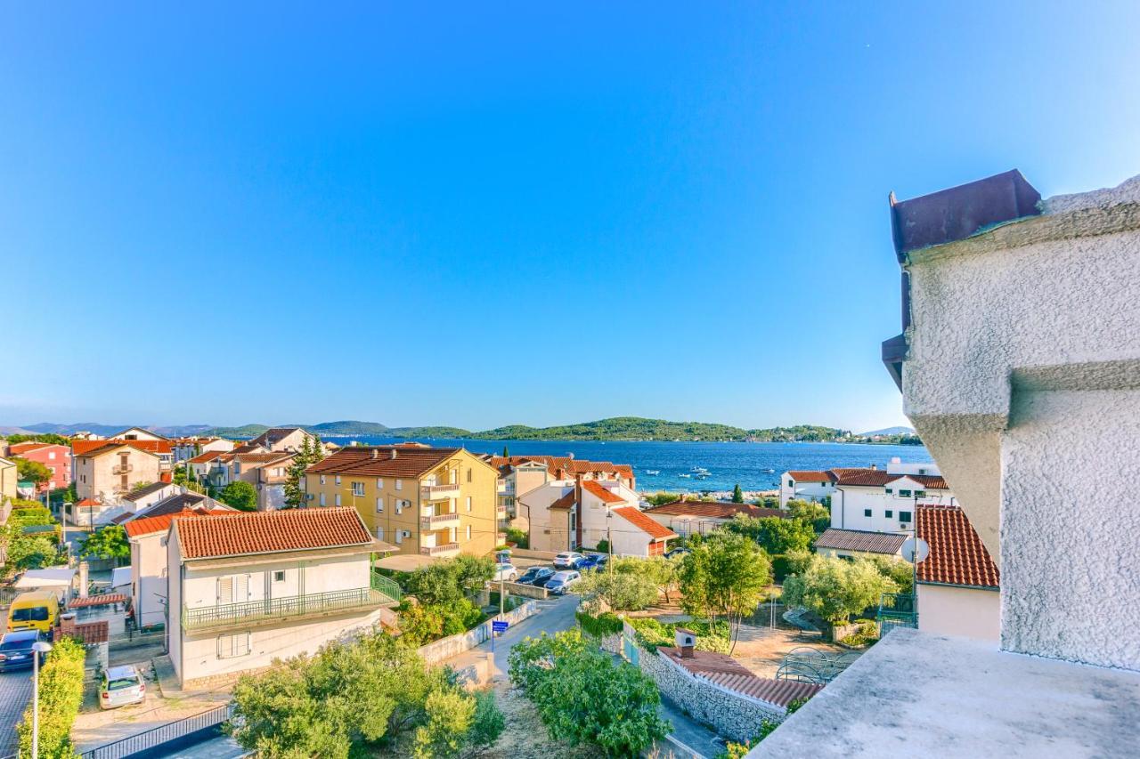Apartmani Vukicevic Vodice Exteriér fotografie