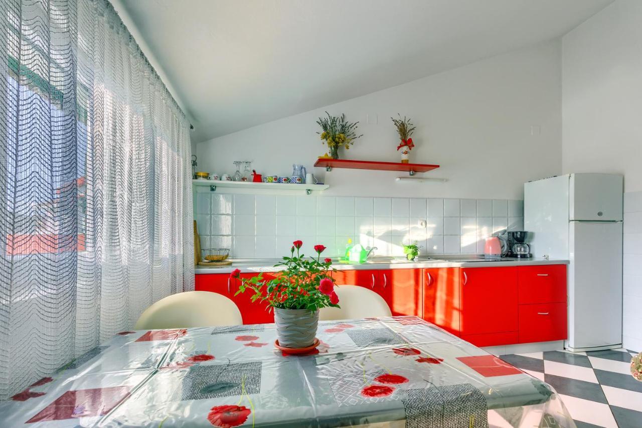 Apartmani Vukicevic Vodice Exteriér fotografie