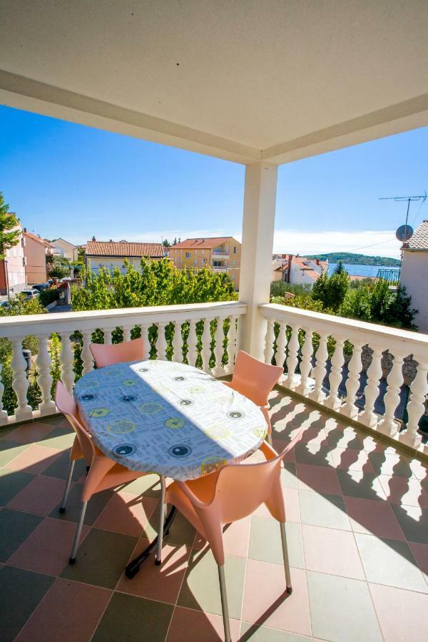 Apartmani Vukicevic Vodice Exteriér fotografie